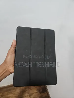 New Apple iPad Air 16 GB Gray