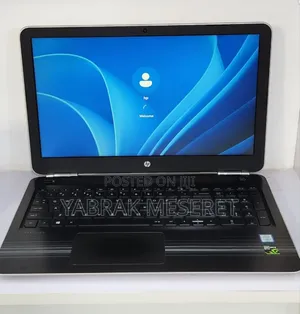 New Laptop HP 8GB Intel Core I5 SSD 256GB