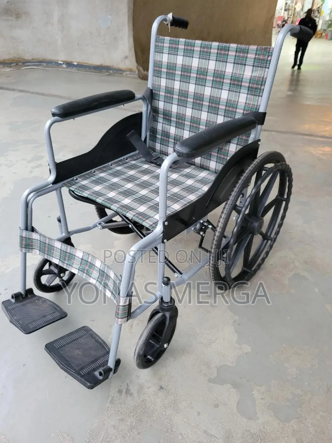 Normal Wheelchair類墁nett/Gross Weight : 15,9 KGS/18,6 Kgs癒啥wheelchair