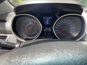 Hyundai Avante 2013 Silver