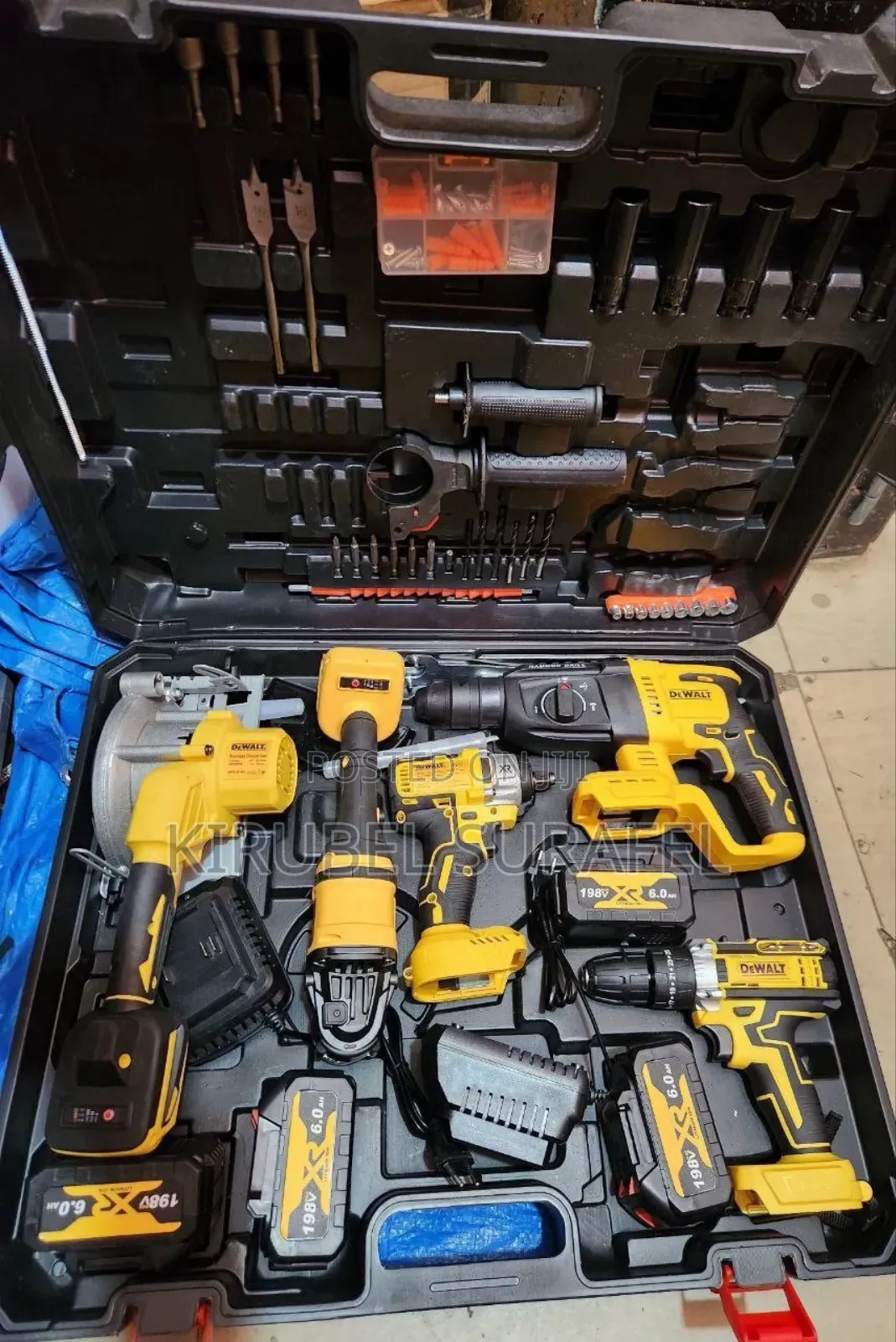Dwalt 5 in One Tools