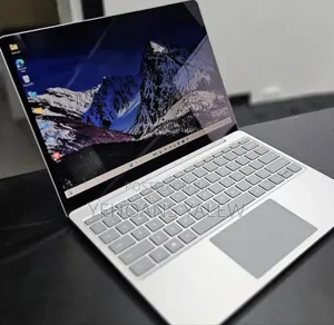 New Laptop Microsoft Surface 8GB Intel Core I5 SSD 128GB