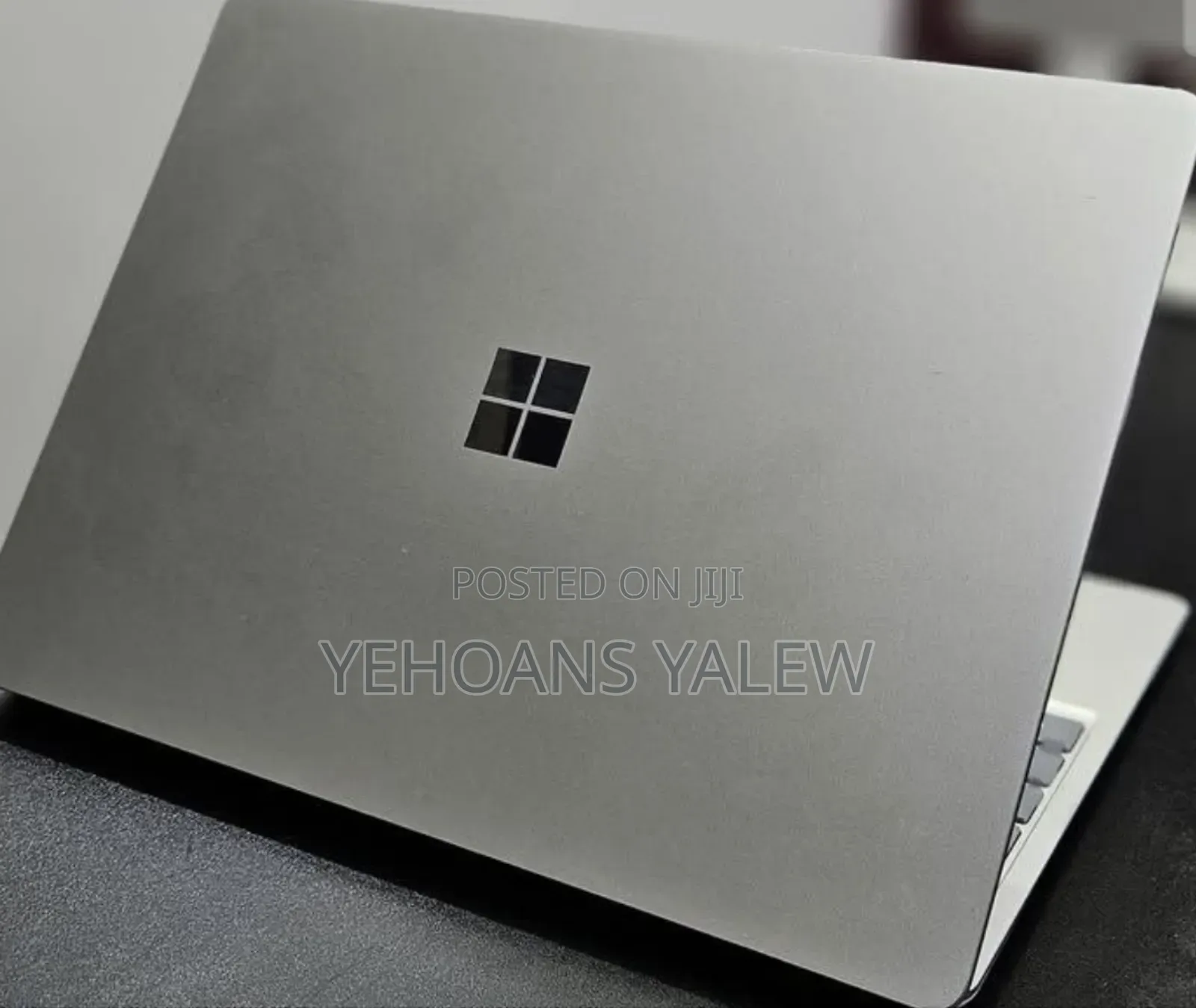 New Laptop Microsoft Surface 8GB Intel Core I5 SSD 128GB