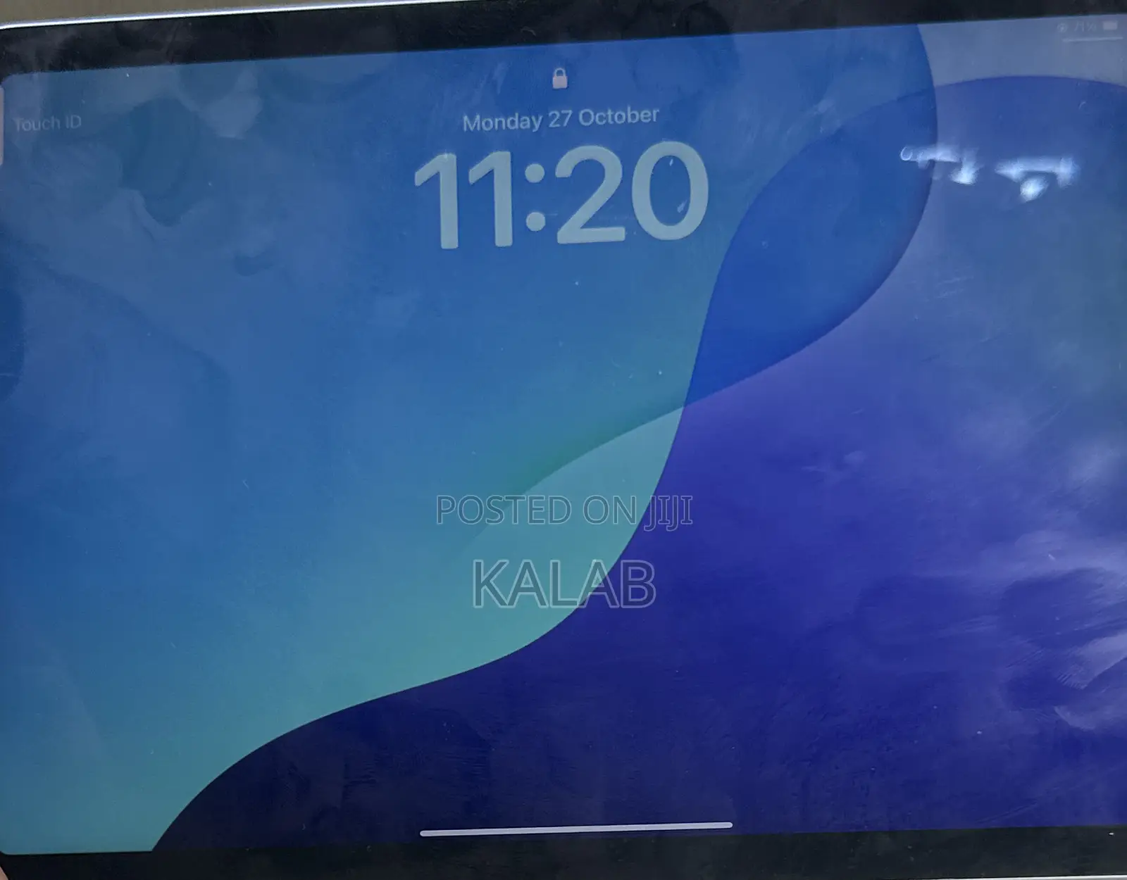 Apple iPad Air 64 GB Gray