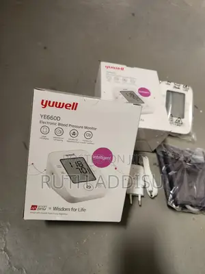 Photo - Yuwell Ye660d Blood Pressure Monitor癲馬digital Blood Pressure Monitor