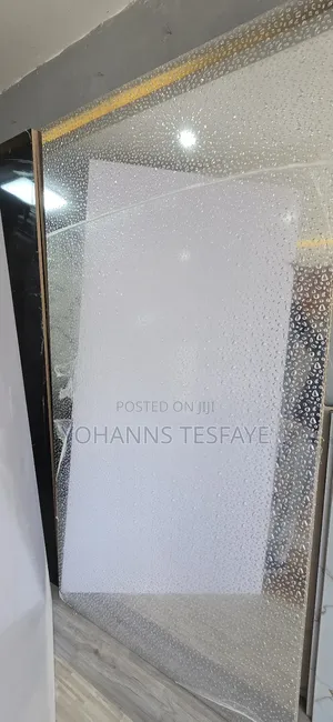 Black Mirror, Water Drop, Good Lamont MDF