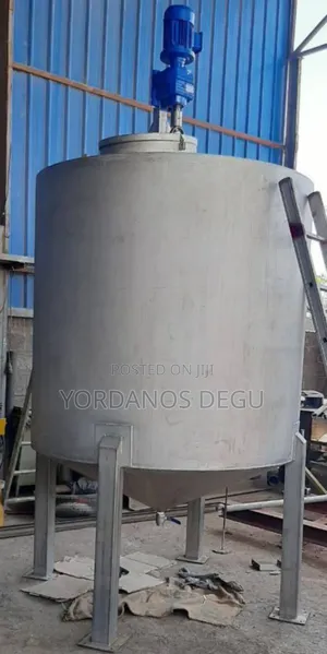 Photo - Stainless Steel Water Tanker