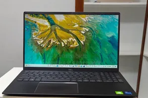 New Laptop Dell 16GB Intel Core I7 SSD 512GB