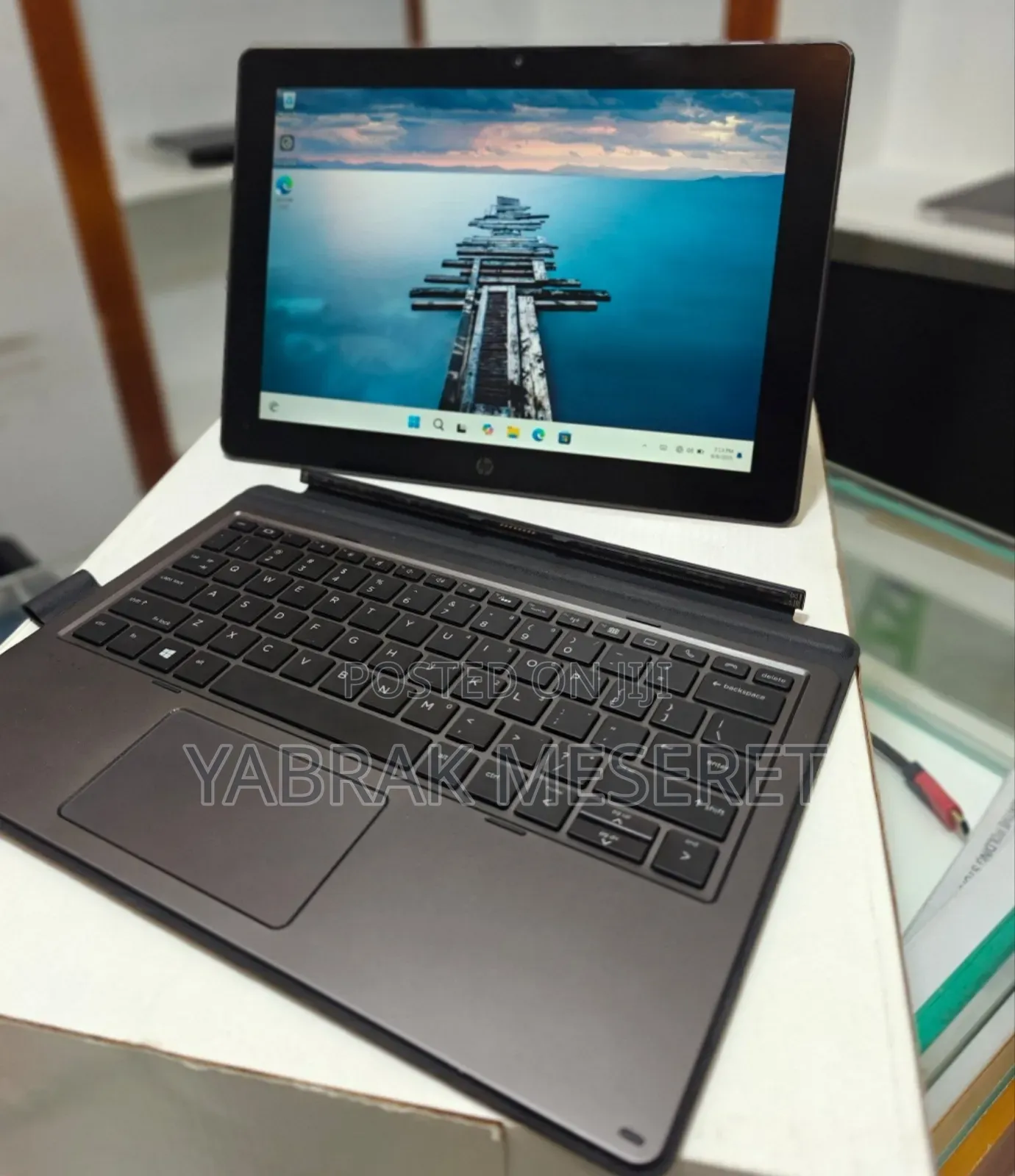 New Laptop HP Elite X2 1012 G2 8GB Intel Core I5 SSD 256GB