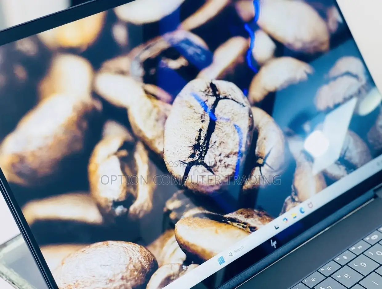 New Laptop HP 16GB Intel Core Ultra 7 SSD 1T