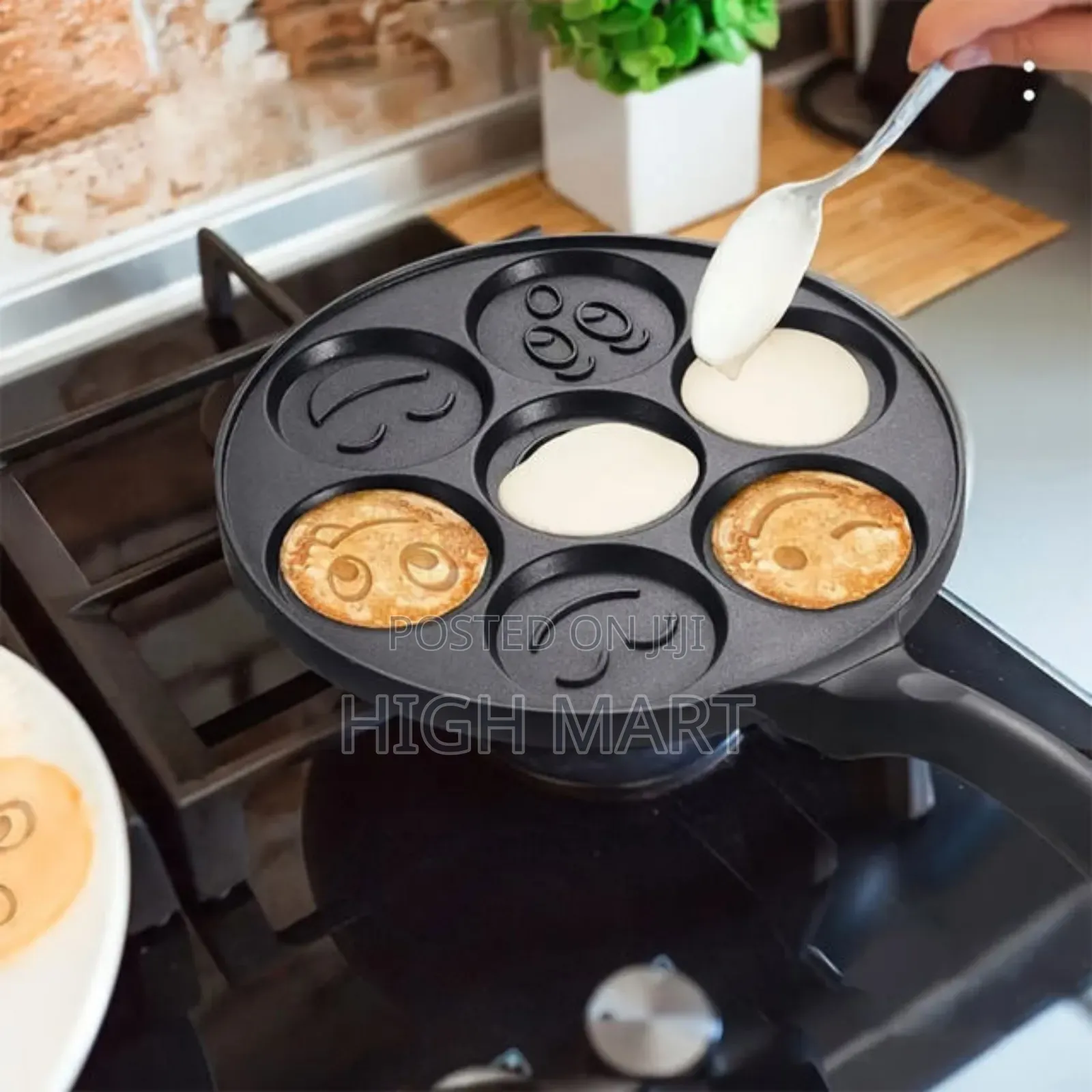 Smiley Face Non-Stick Pancake Maker