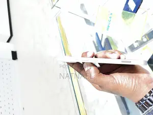 New Apple iPhone 13 128 GB White