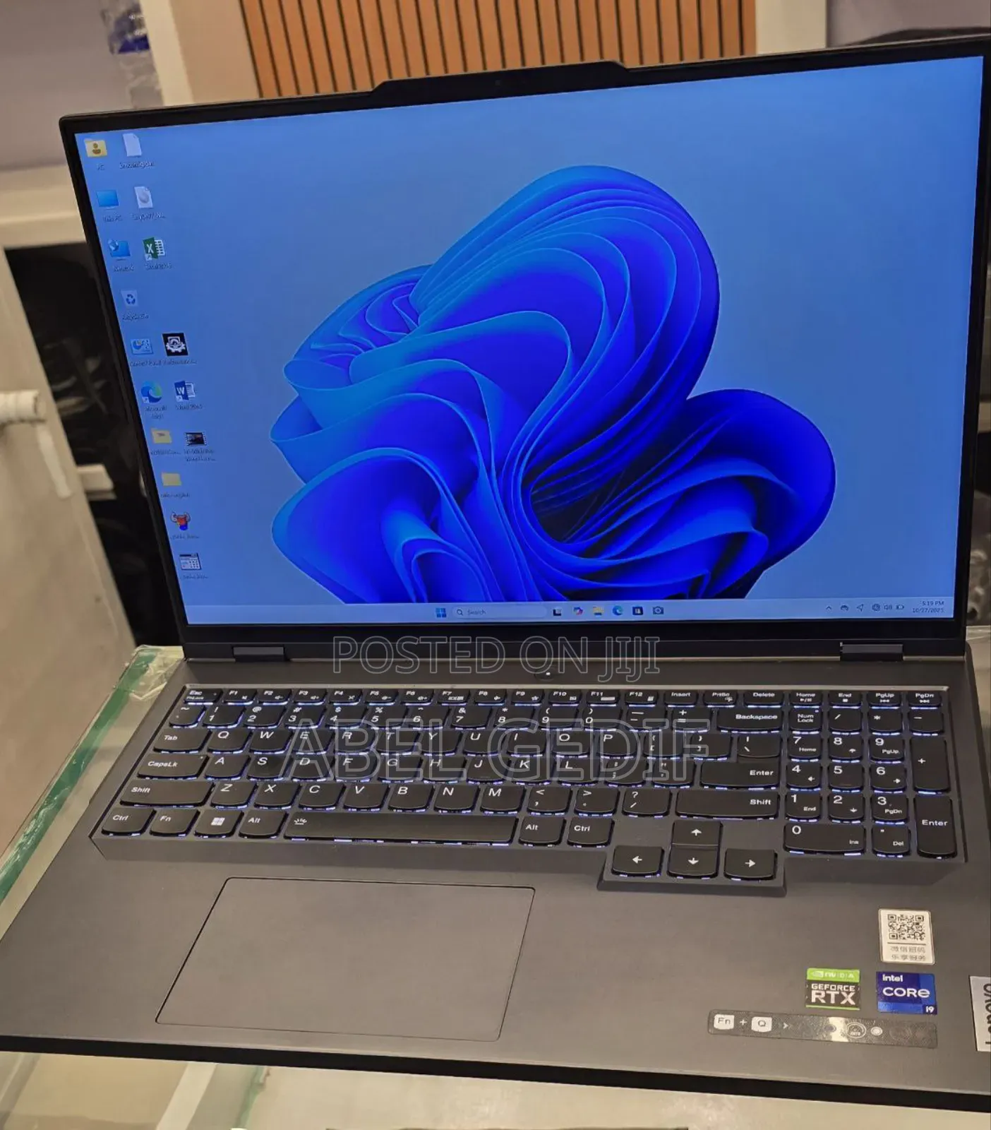 New Laptop Lenovo 16GB Intel Core I9 SSD 1T