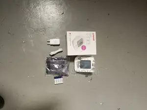 Photo - Digital Blood Pressure Monitor胺我blood Pressure Monitor New延伸digital Bp