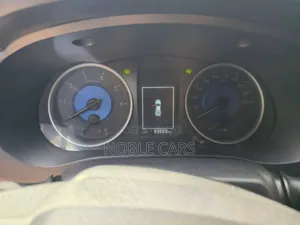 Toyota Hilux 2018 Gold