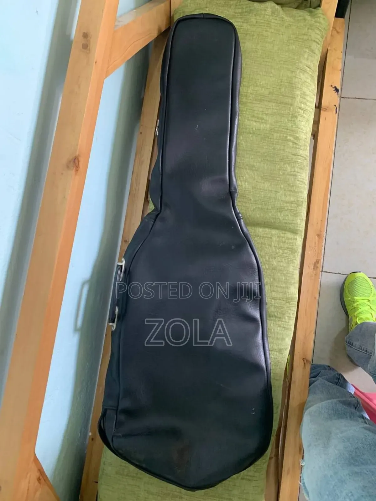 Lide Guitar For Sell