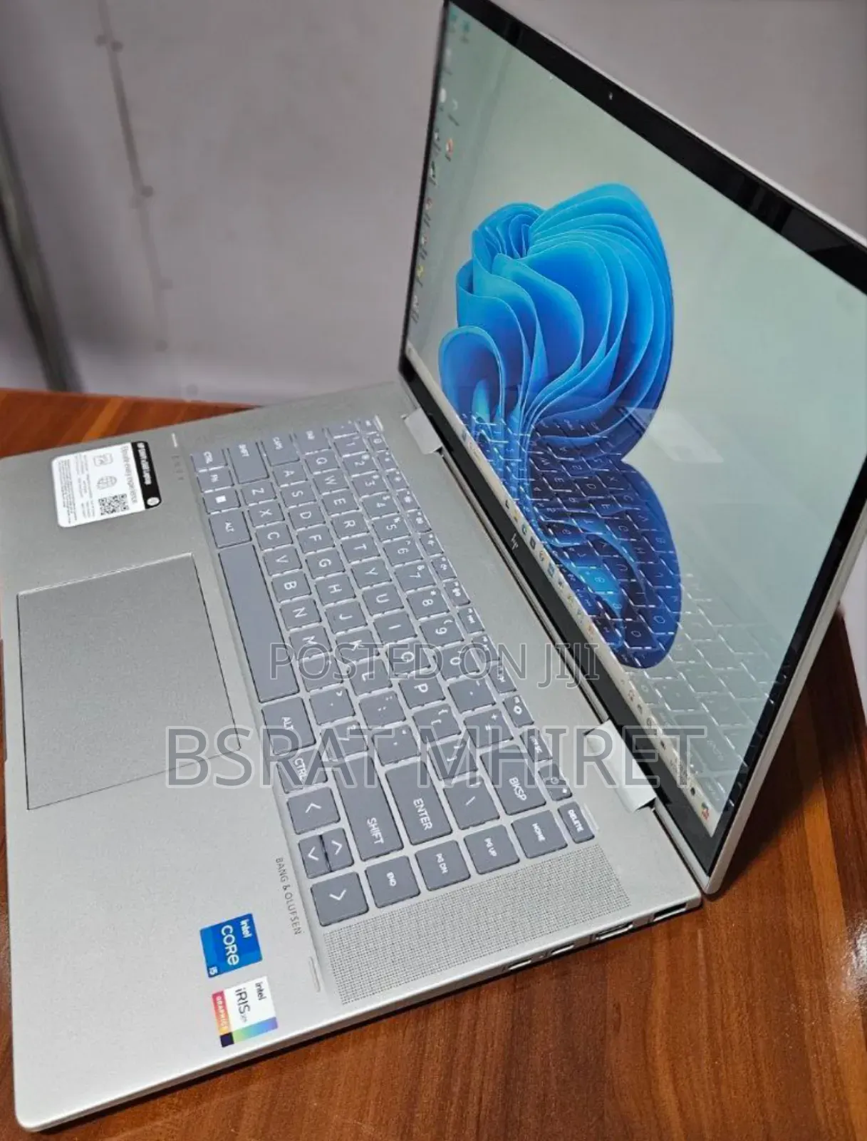 New Laptop HP Envy X360 8GB Intel Core I5 SSD 512GB