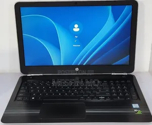 New Laptop HP Pavilion 15 8GB Intel Core I5 SSD 256GB