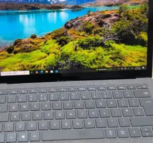 New Laptop Microsoft Surface 16GB Intel Core I7 SSD 512GB