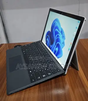 New Laptop Microsoft Surface Pro 7 8GB Intel Core I5 SSD 128GB