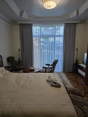 የቱርክ መጋርጃ እና መጅልስ