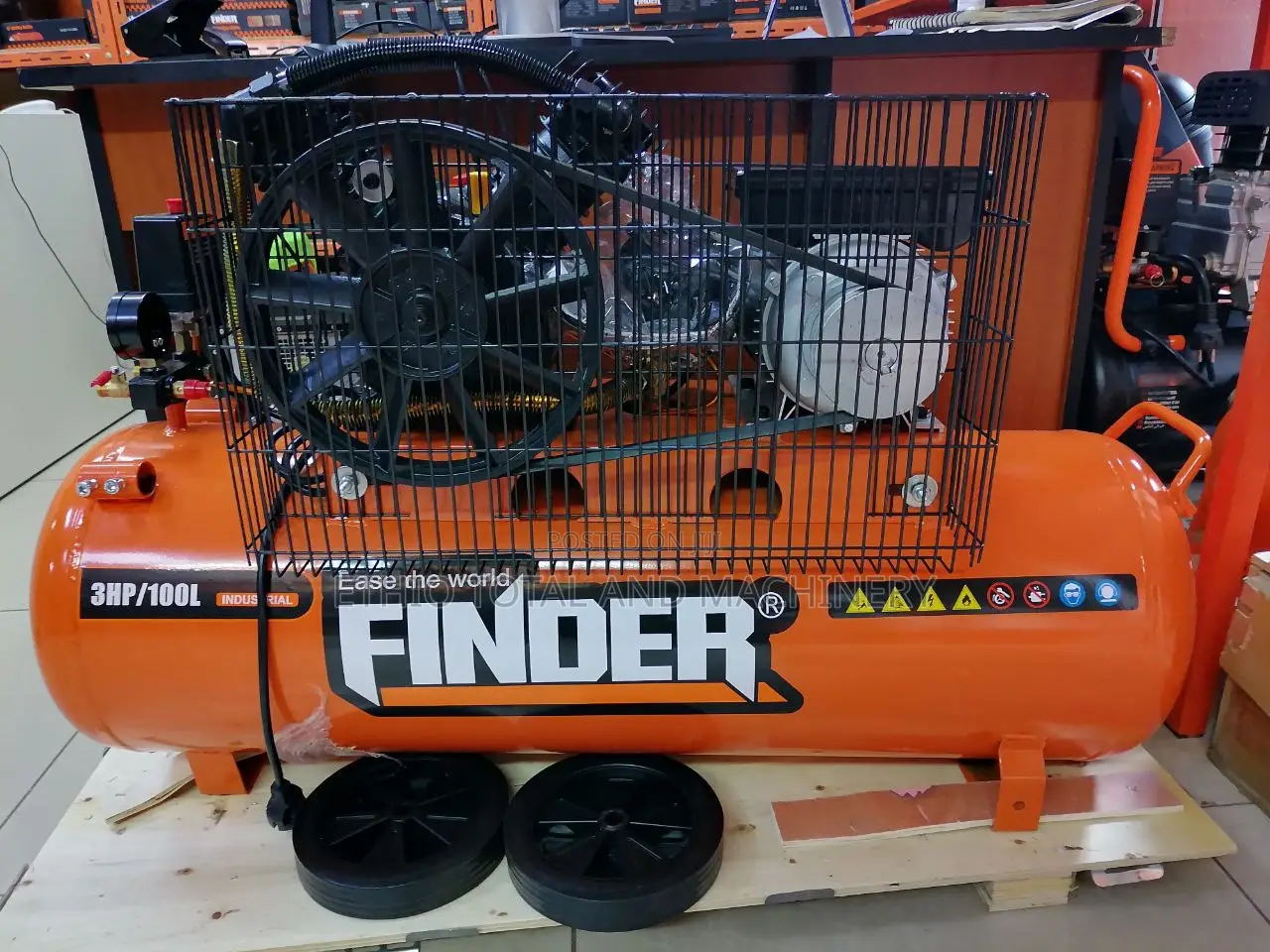 Finder 100 Litre Compressor