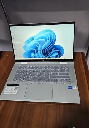 New Laptop HP Envy X360 8GB Intel Core I5 SSD 512GB