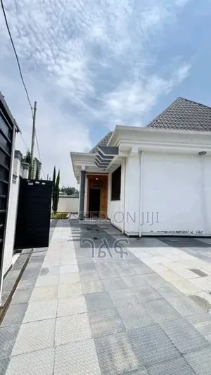 Photo - 3bdrm Villa in ሰሚት ፔፕሲ አካባቢ የሚገኝ ምቹ, Bole for sale