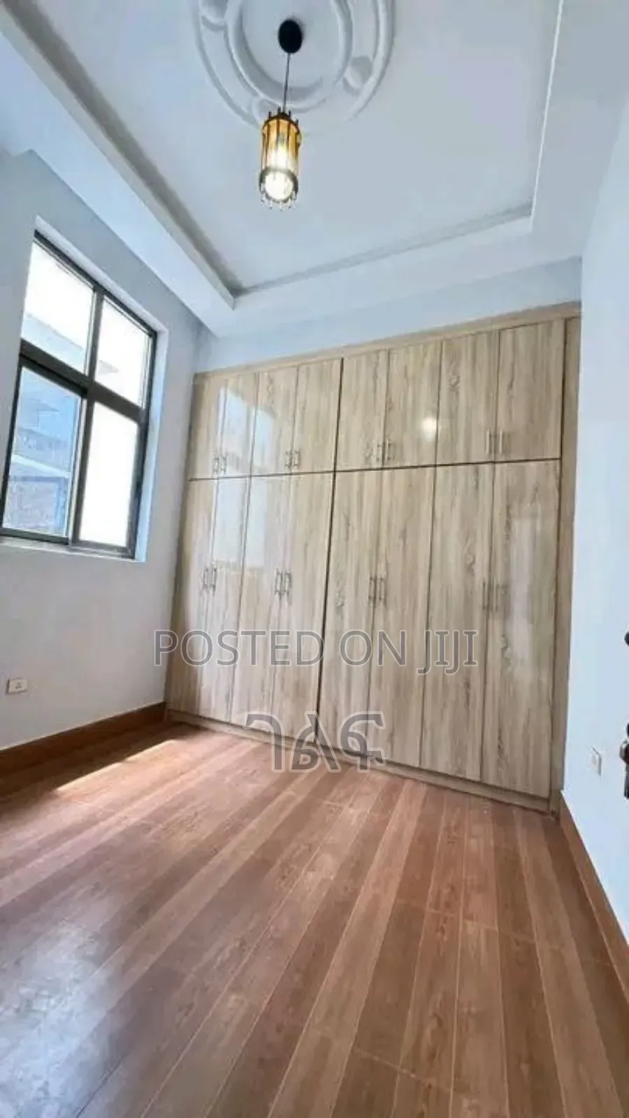 3bdrm Villa in ሰሚት ፔፕሲ አካባቢ የሚገኝ ምቹ, Bole for sale