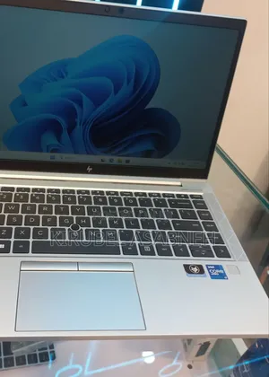 New Laptop HP EliteBook 840 16GB Intel Core I7 SSD 512GB