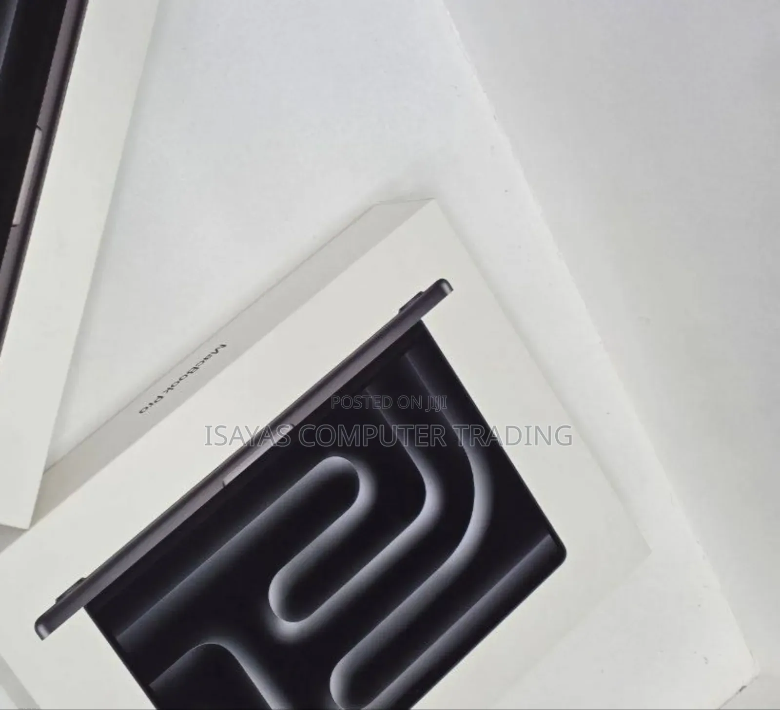 New Laptop Apple MacBook Pro 2024 M4 14-Inch 8GB SSD 512GB