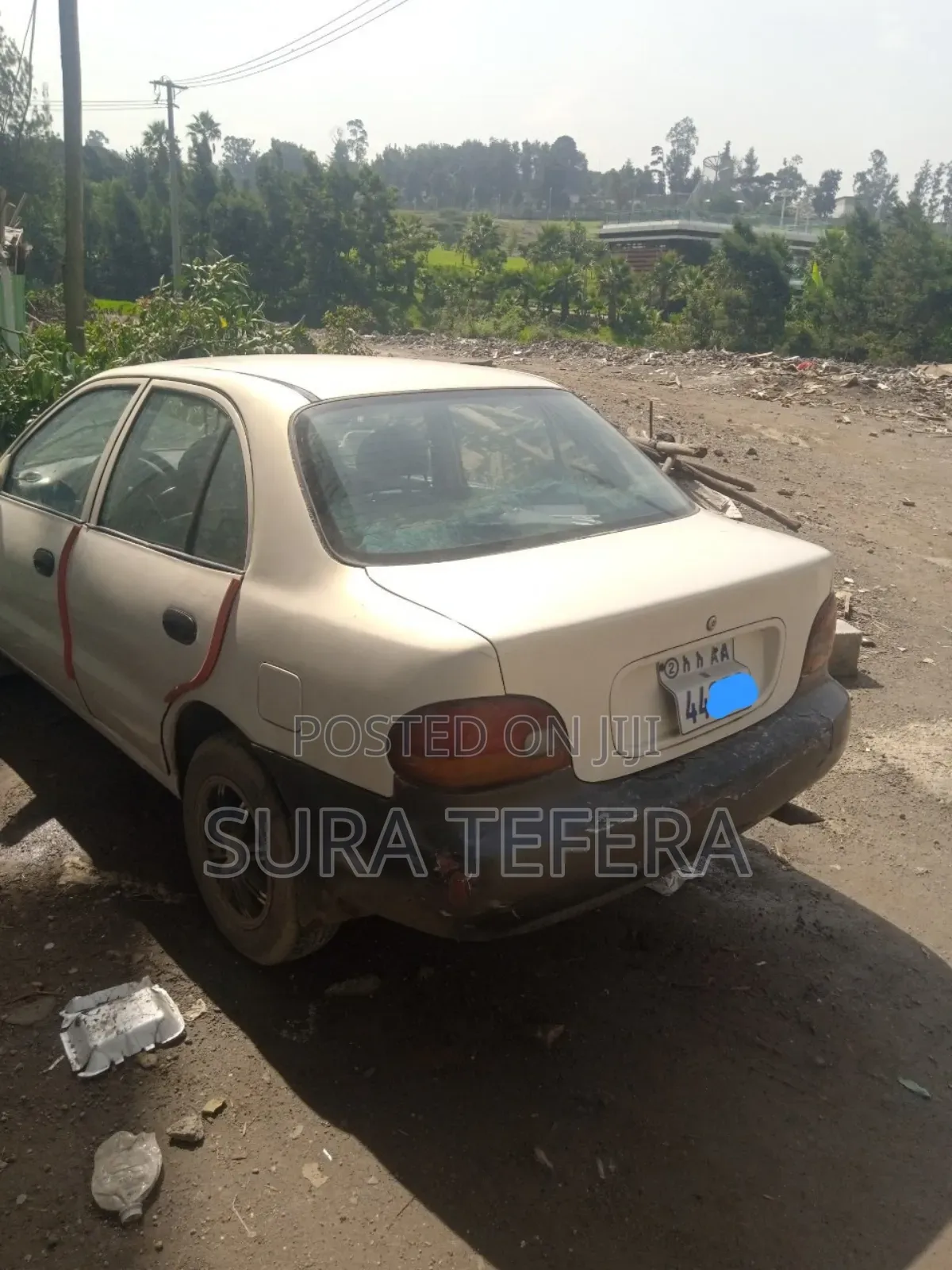 Hyundai Accent Base Sedan 1995 White