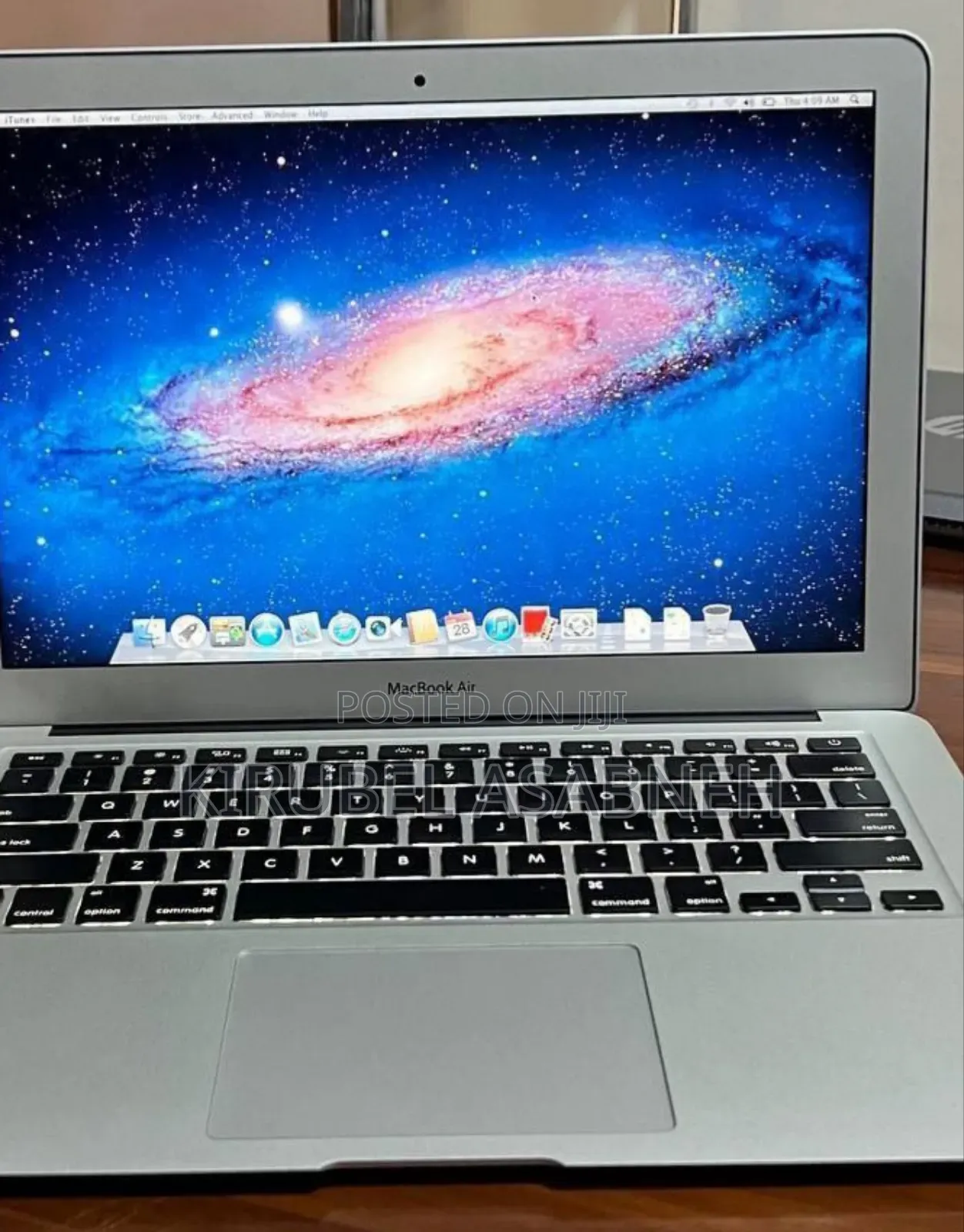 New Laptop Apple MacBook Air 2015 8GB Intel Core i5 SSD 256GB