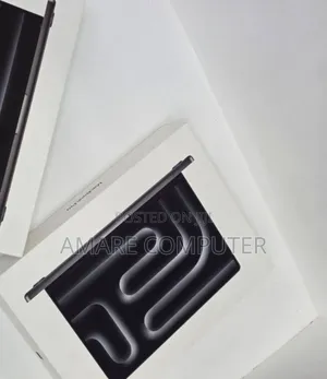 New Laptop Apple MacBook 16GB Apple M4 Pro SSD 512GB