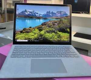 Photo - New Laptop Microsoft Surface Book 2 16GB Intel Core I7 SSD 512GB