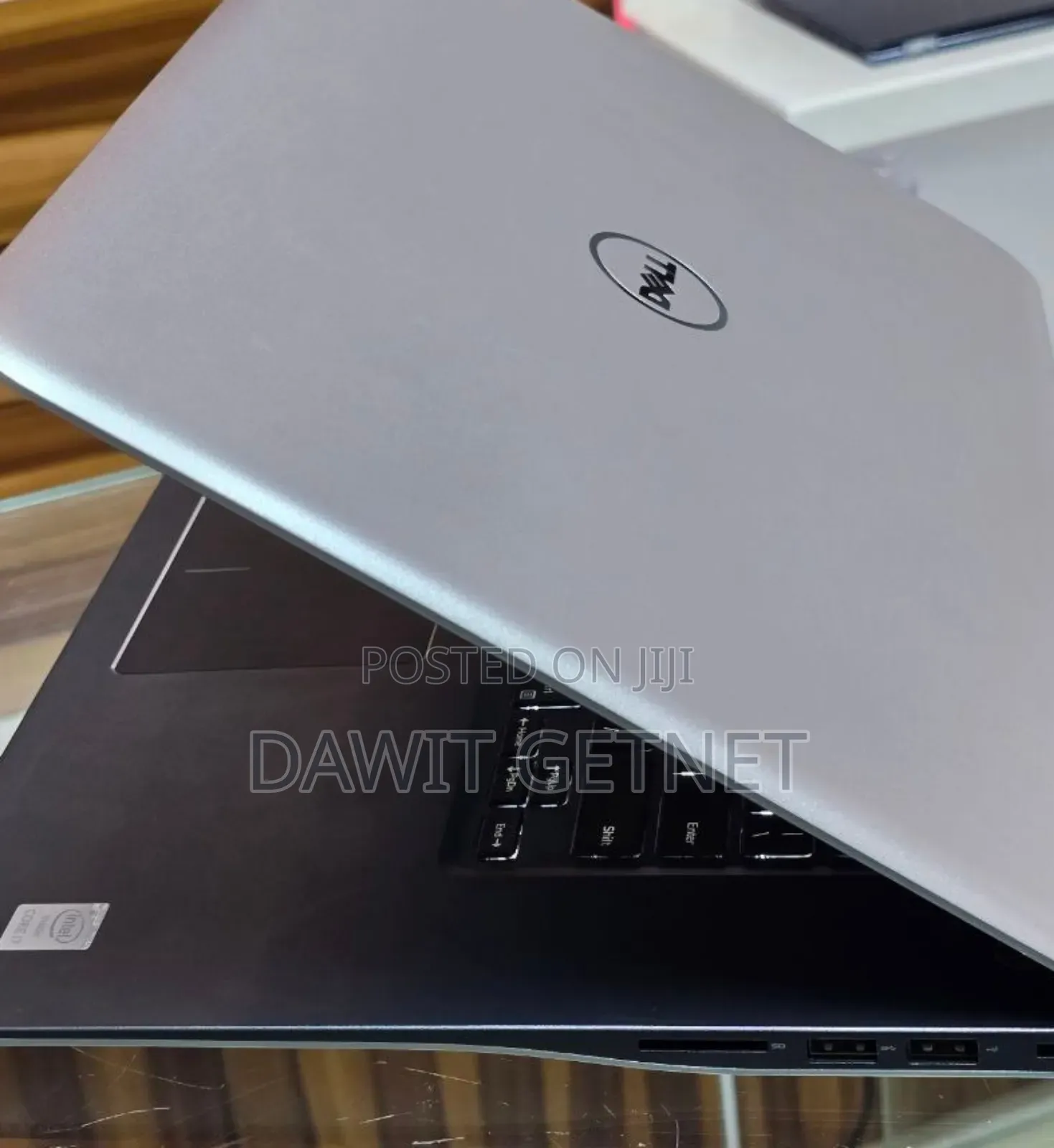 New Laptop Dell Inspiron 15 8GB Intel Core I7 SSD 1T