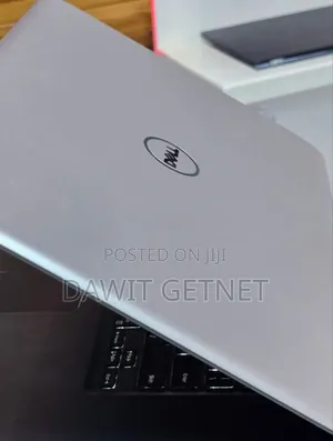 New Laptop Dell Inspiron 15 8GB Intel Core I7 SSD 1T