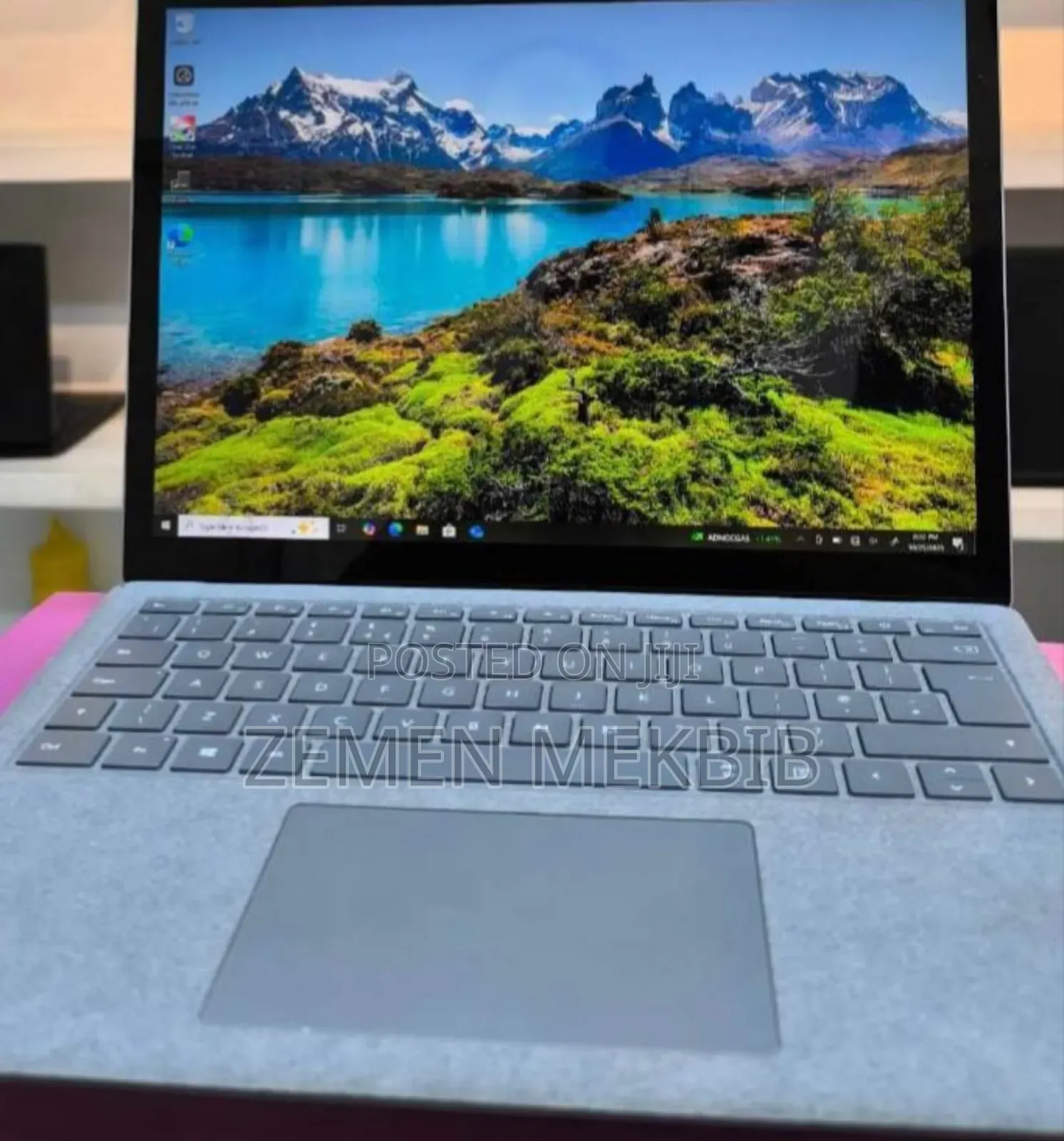 New Laptop Microsoft Surface 16GB Intel Core I7 SSD 512GB