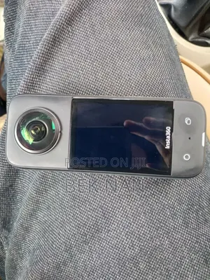 Insta 360 X3