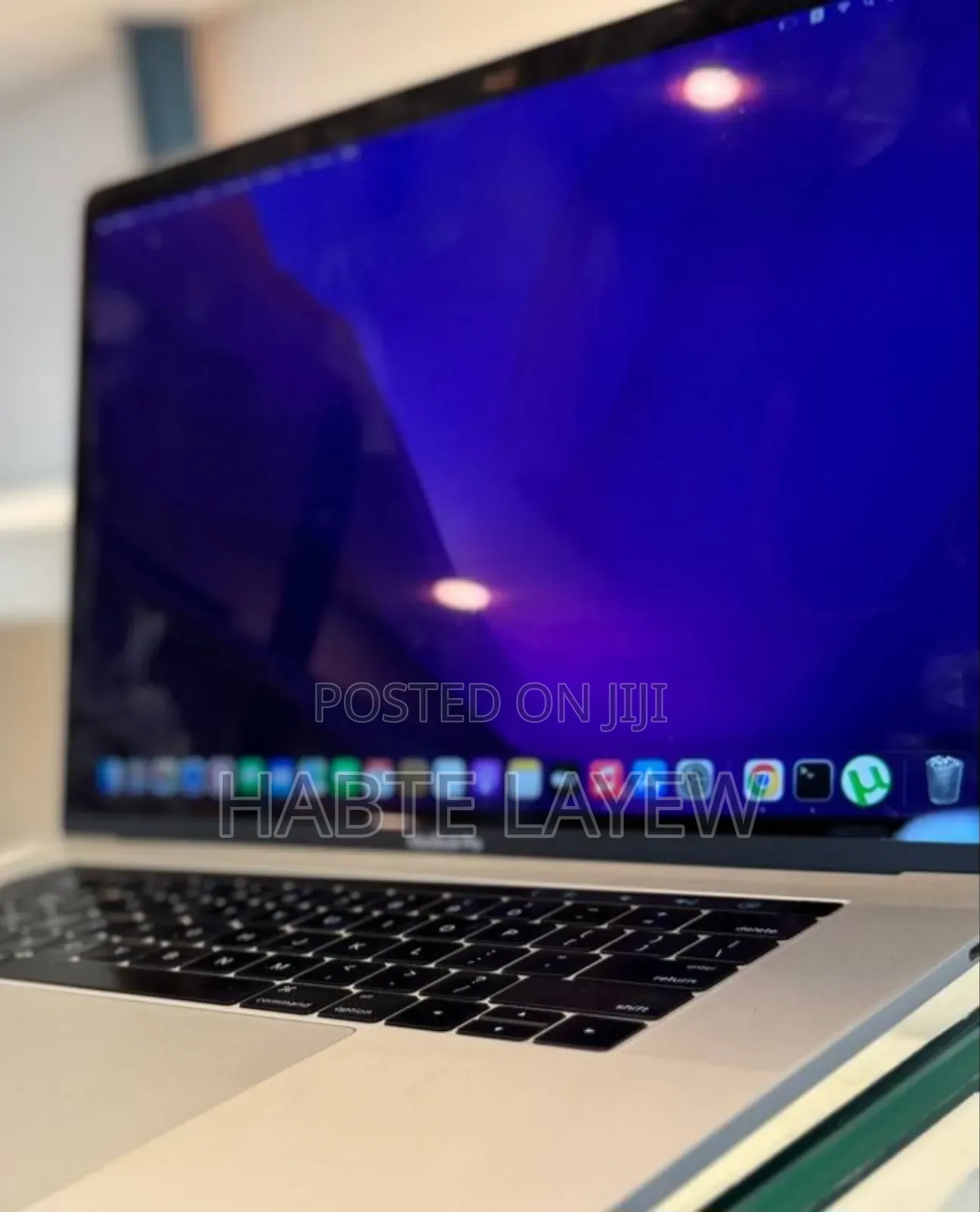 New Laptop Apple MacBook Pro 16GB Intel Core I7 SSD 512GB