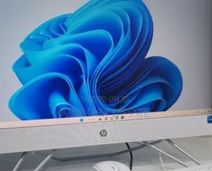 Photo - New Laptop HP 8GB Intel Core I5 SSD 512GB