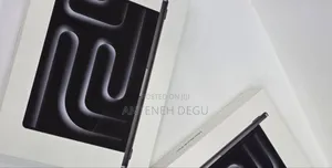 New Laptop Apple MacBook 16GB SSD 512GB