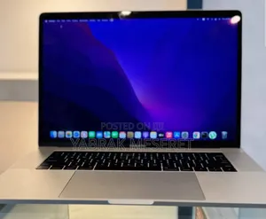 Photo - New Laptop Apple MacBook Pro 2017 16GB Intel Core I7 SSD 512GB
