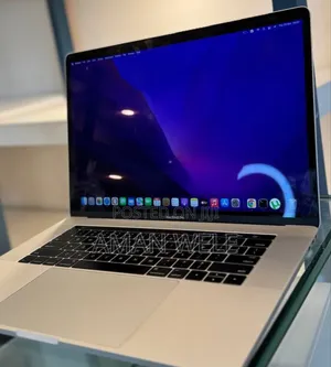 New Laptop Apple MacBook Pro 2016 16GB Intel Core I7 SSD 512GB