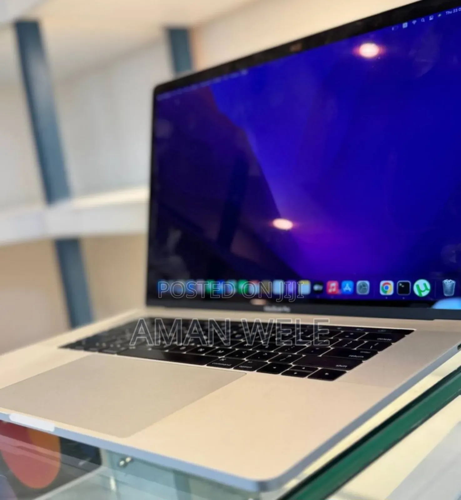 New Laptop Apple MacBook Pro 2016 16GB Intel Core I7 SSD 512GB