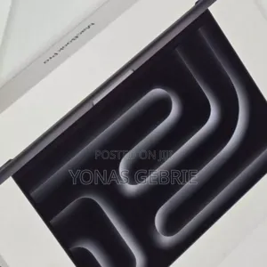 Photo - New Laptop Apple MacBook 16GB SSD 512GB