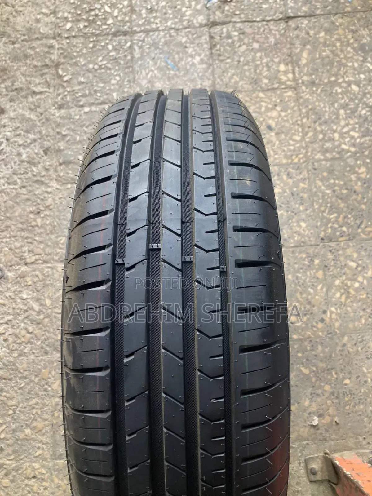 Dizyre and Swift Tyre