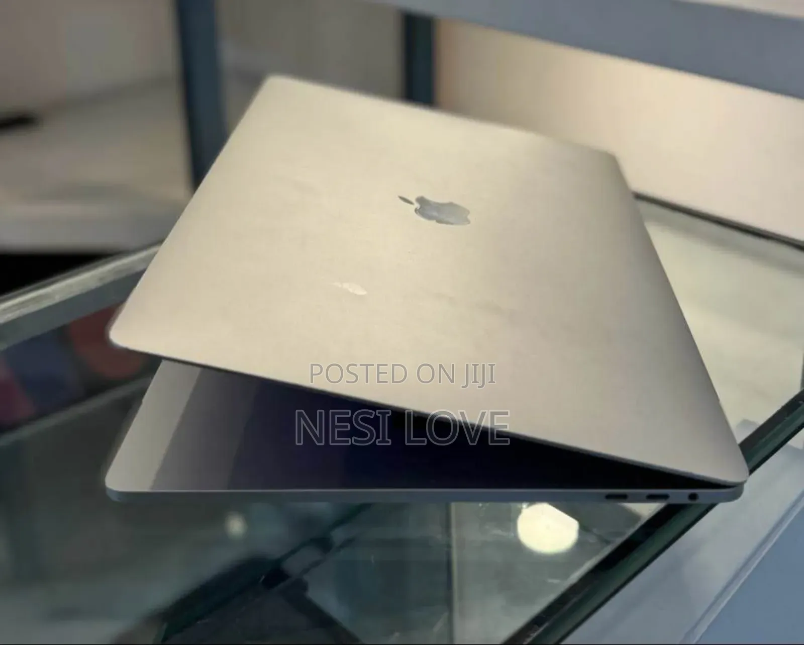 New Laptop Apple MacBook Pro 2016 16GB Intel Core I7 SSD 512GB