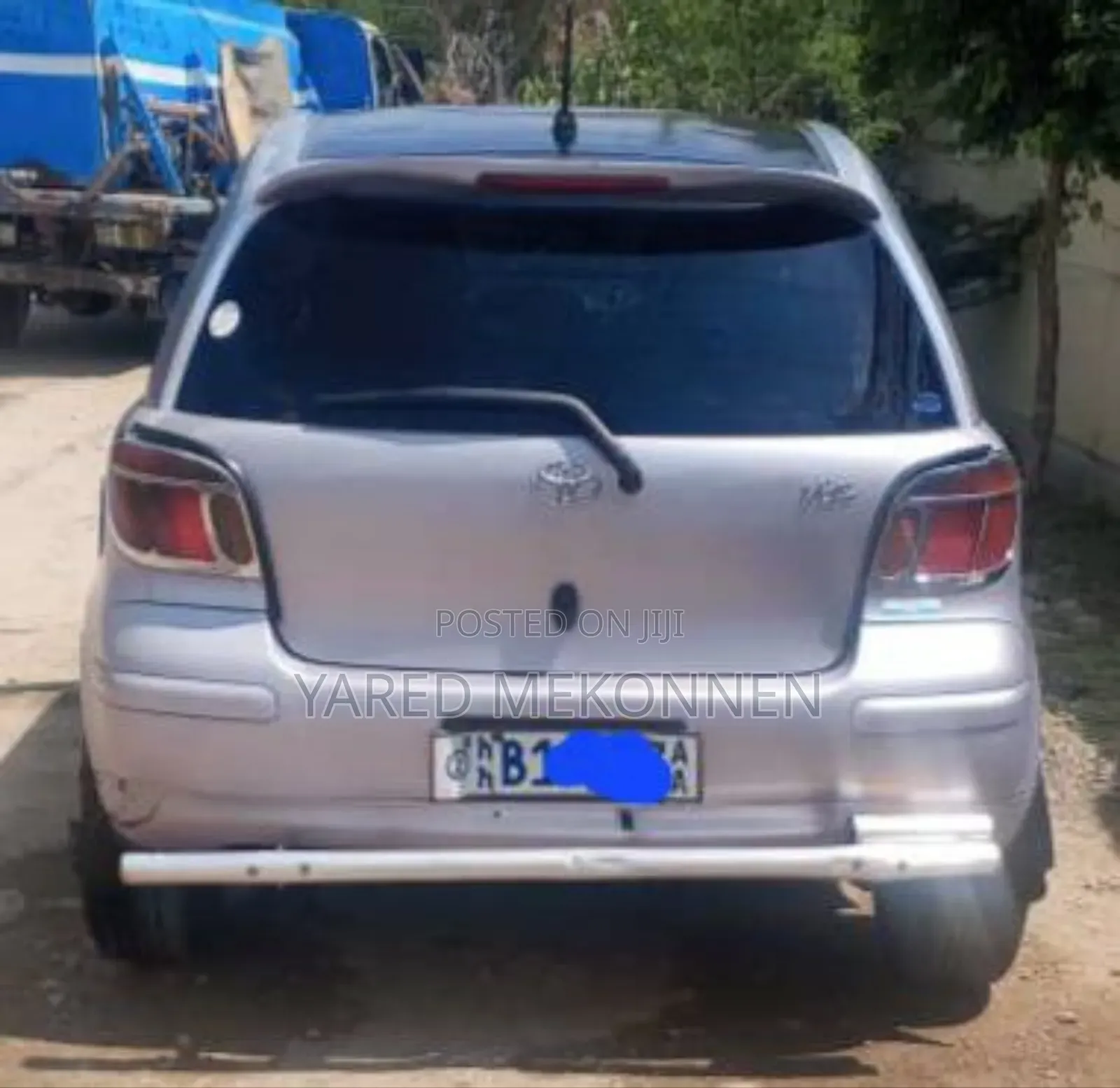 Toyota Vitz 2003 Silver