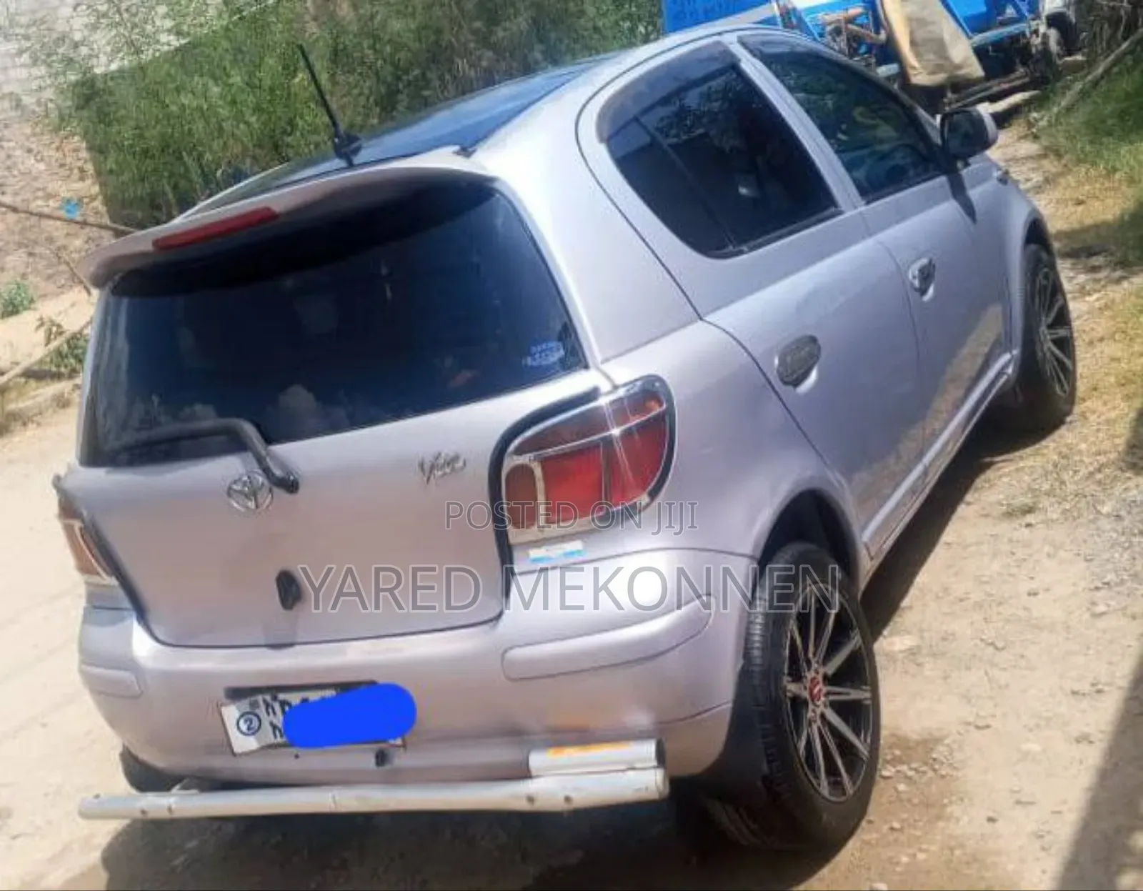 Toyota Vitz 2003 Silver